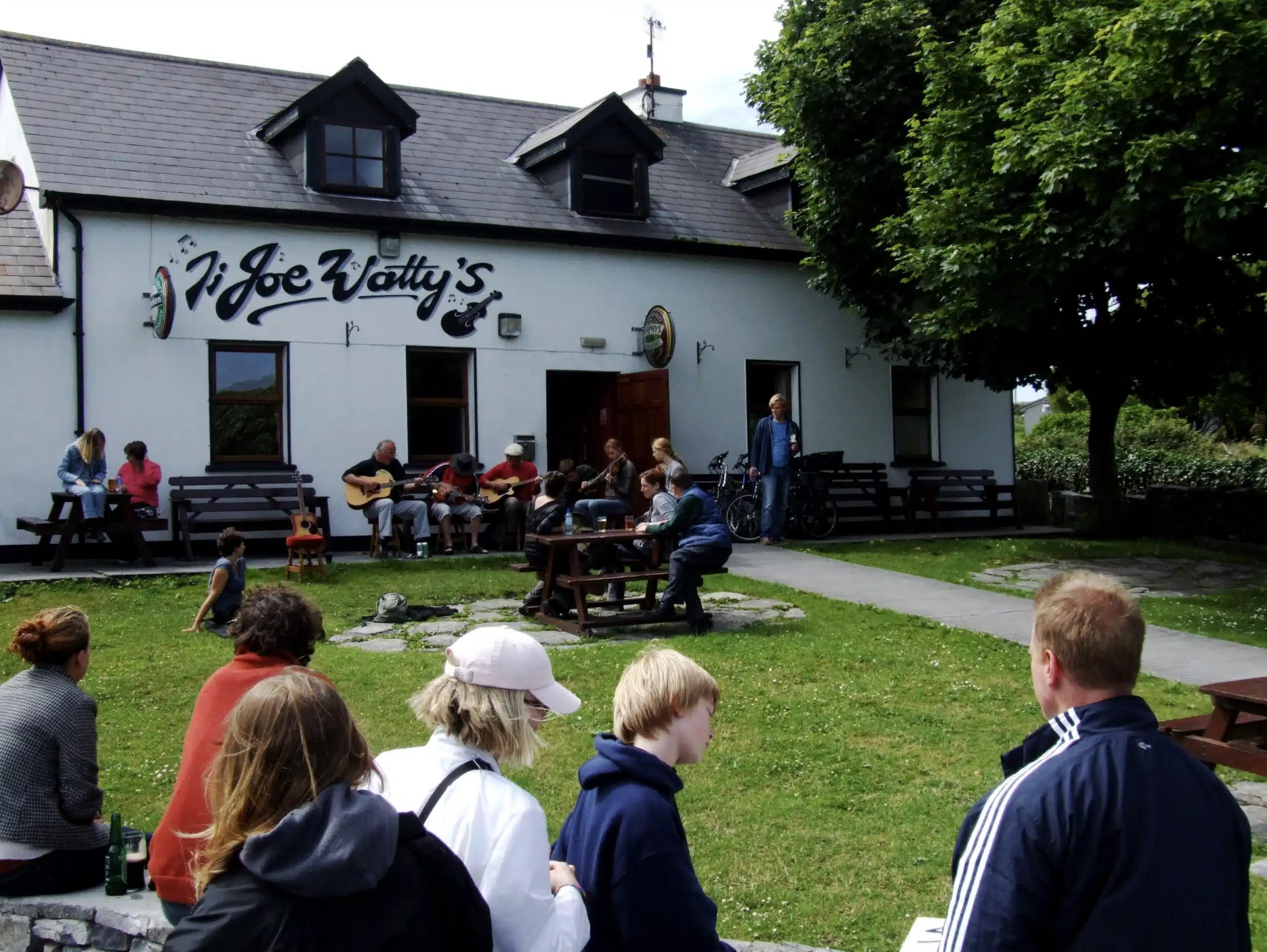 Joe Watty’s Bar