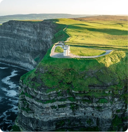 Open Atlantic beyond the island shore